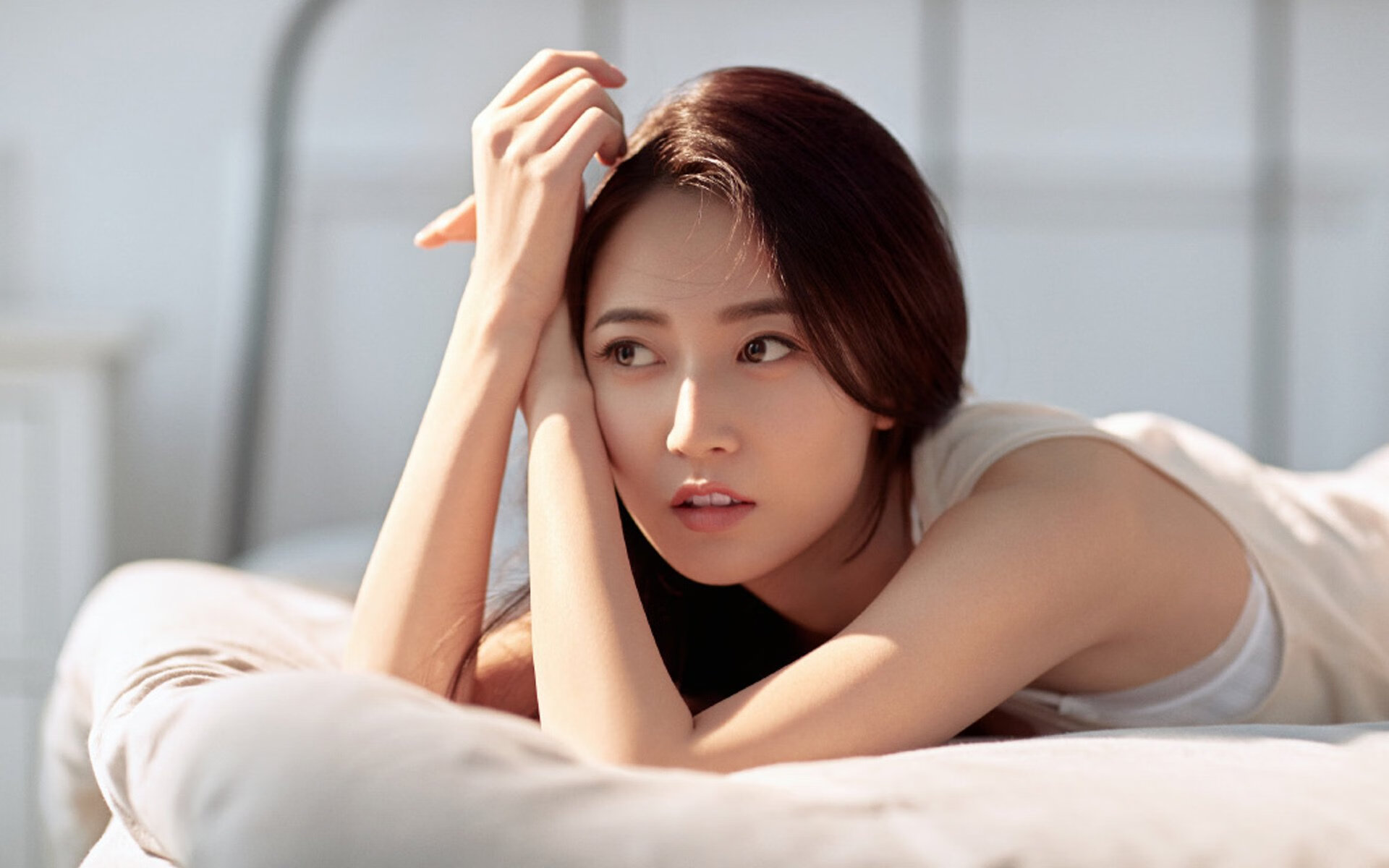 尼尔·巴特尔在防守端的表现，帮助袋鼠队立足橄榄球冠军赛，巴特尔防守奥尼尔视频